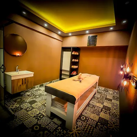 Hotel Ayatoure Bulancak
